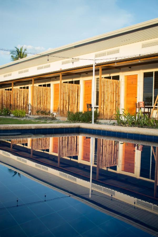 Manta Dream Resort *
